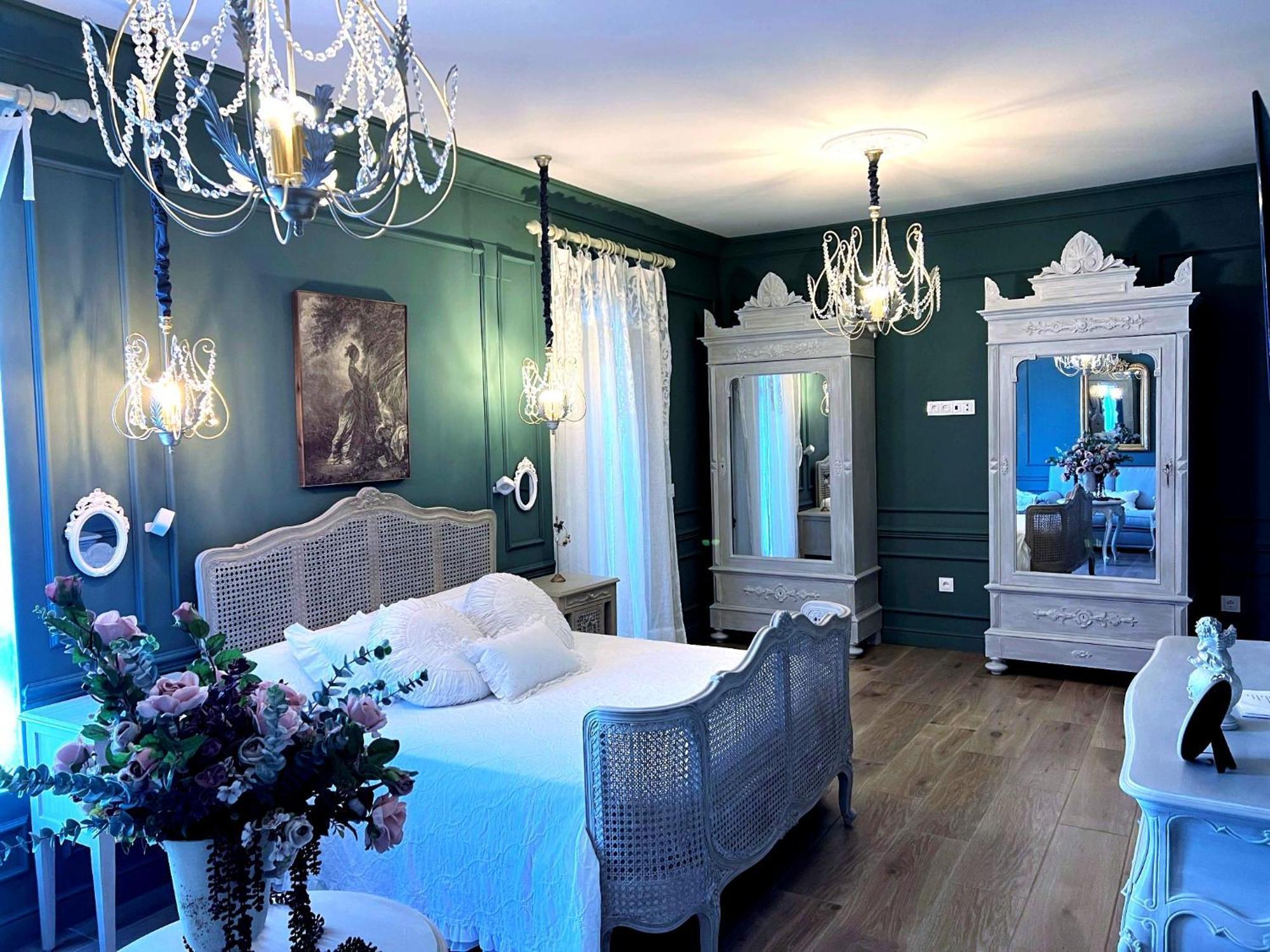 Hotel Boutique Iulia 5 Estrellas Medina de las Torres Bagian luar foto